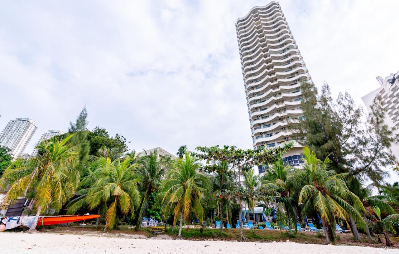 Romantic Couple Suite + Beach-Front Balcony Tanjung Bungah  Exterior foto