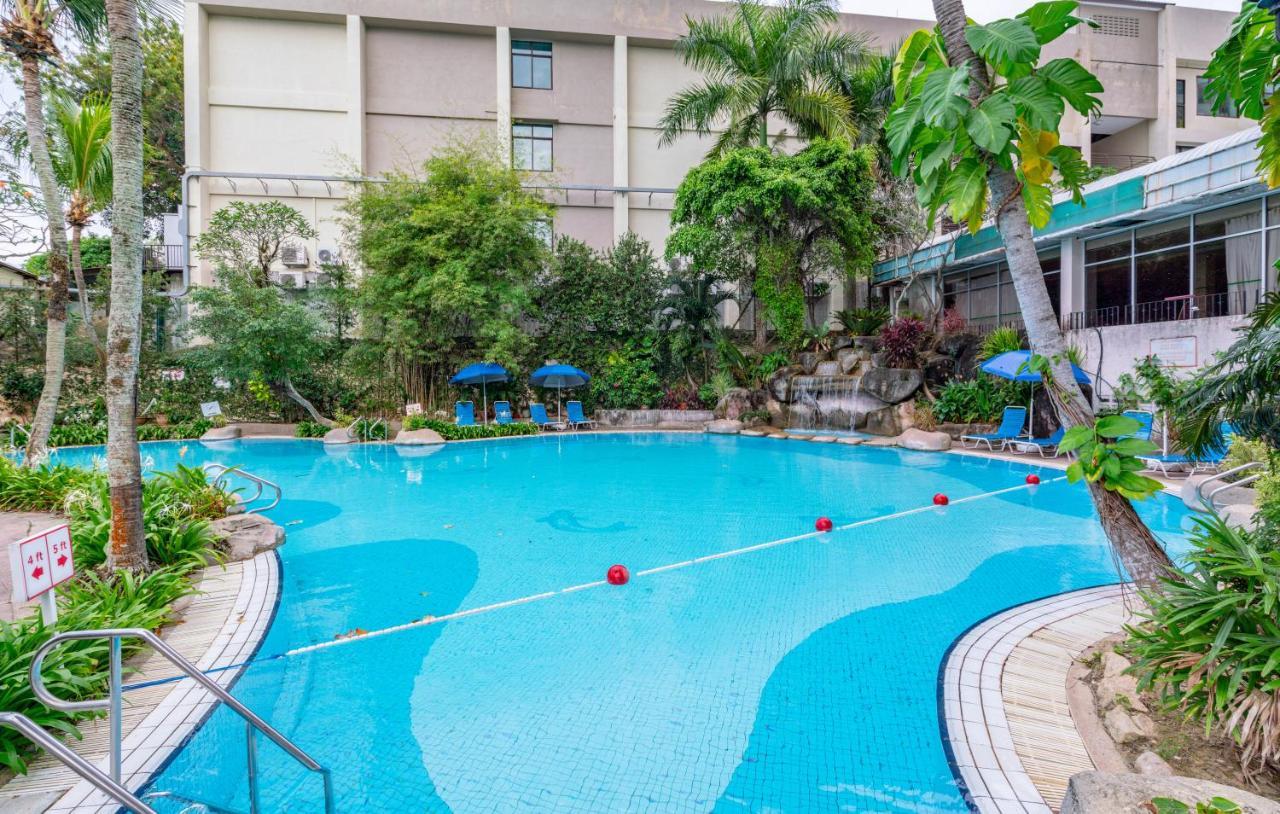 Romantic Couple Suite + Beach-Front Balcony Tanjung Bungah  Exterior foto